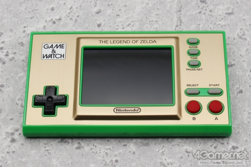 画像ギャラリー No.008のサムネイル画像 / 「ゲーム&ウオッチ ゼルダの伝説」を“1989年のGame & Watch ZELDA”とともに遊ぶ。新世代G&Wは,時計としての使いやすさにも満足
