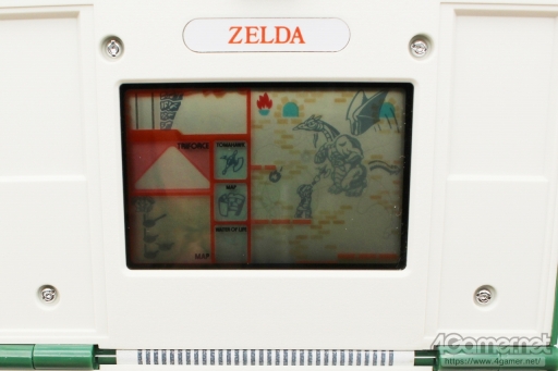 画像ギャラリー No.034のサムネイル画像 / 「ゲーム&ウオッチ ゼルダの伝説」を“1989年のGame & Watch ZELDA”とともに遊ぶ。新世代G&Wは,時計としての使いやすさにも満足