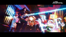 画像ギャラリー No.012のサムネイル画像 / バトルスーツを身にまとった“ドSF”な桜井ユキさんが出演。「アース:リバイバル」の新TVCMが4月8日に放送スタート