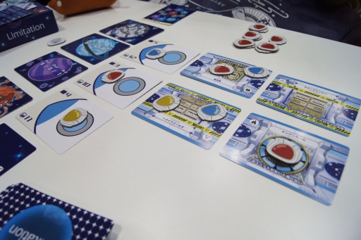画像ギャラリー No.007のサムネイル画像 / ついに試遊卓が復活した「ゲームマーケット2022秋」。会場で遊べた新作タイトルから，オススメ6作をまとめて紹介