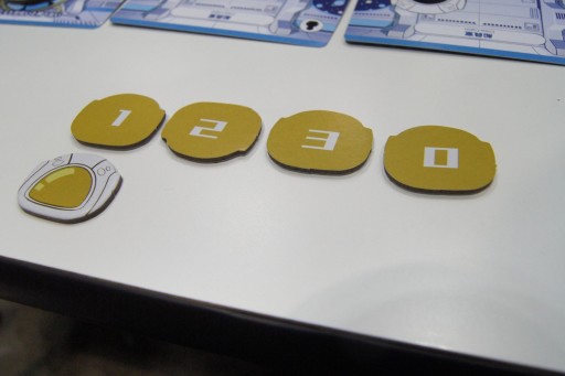 画像ギャラリー No.010のサムネイル画像 / ついに試遊卓が復活した「ゲームマーケット2022秋」。会場で遊べた新作タイトルから，オススメ6作をまとめて紹介