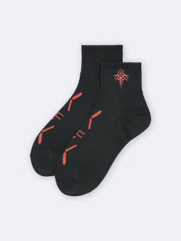 画像ギャラリー No.013のサムネイル画像 / 「DEATH STRANDING 2: ON THE BEACH」GUコラボコレクションを6月13日に発売。サムが所属する部隊「DRAWBRIDGE」などをイメージ