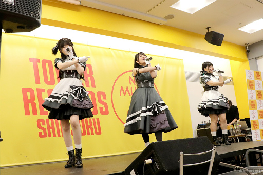 画像ギャラリー No.009のサムネイル画像 / 「うたの☆プリンセスさまっ♪BACK to the IDOL」，SILENT QUEENの1stシングル発売記念イベントをレポート。キャストインタビューもお届け