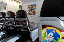 画像ギャラリー No.007のサムネイル画像 / コラボ塗装機「ソニック・ザ・ヘッジホッグ」号の就航記念イベント,マレーシアのクアラルンプール国際空港で昨日開催