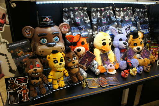 画像ギャラリー No.011のサムネイル画像 / 「Five Nights at Freddy's」のポップアップストアが東京と大阪で開催に。たくさんのグッズと，フレディたちの等身大POPがお出迎え！