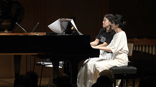 画像ギャラリー No.011のサムネイル画像 / 東野美紀氏の名曲が2台ピアノできらめいた！　「NEVER ENDING MELODIES」レポート