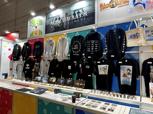画像ギャラリー No.003のサムネイル画像 / バンダイナムコタイトルのTGS2026先行販売グッズの受注販売がアソビストアでスタート。「ACE COMBAT 8」や「テイルズ オブ」シリーズ30周年記念グッズをゲットするチャンス