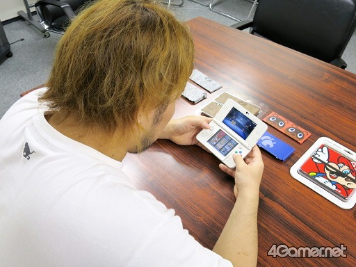 画像ギャラリー No.001のサムネイル画像 / 「Newニンテンドー3DS」「Newニンテンドー3DS LL」をさっそく体験。「Cスティック」の便利さはもちろん,「3Dブレ防止機能」の快適さに驚かされた