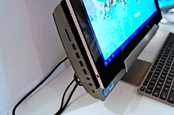 画像ギャラリー No.022のサムネイル画像 / ASUS,国内初のAtom採用Androidタブレットとなる「Fonepad」を4月25日に発売。SIMロックフリーの3G通信機能搭載