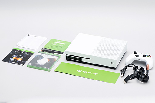 画像ギャラリー No.006のサムネイル画像 / 「Xbox One S」分解レポート。内部構造のシンプルさは維持しつつ，カスタムAPUの低消費電力効果を小型化に活かしたマシンだった