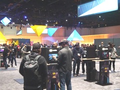 Oculus Connect 4に出展されていた，「MARVEL Powers United VR」「Windlands 2」など5本のVRゲームを紹介
