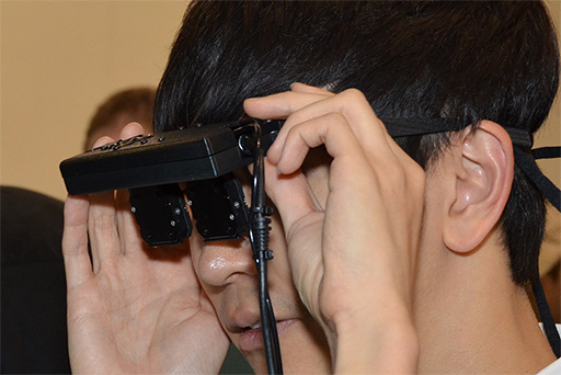 画像ギャラリー No.007のサムネイル画像 / ［GTC 2014］NVIDIAのHMD「Near-Eye LFD」に注目集まるGTC 2014展示会場。次世代GPU「Pascal」で使う3次元メモリも披露