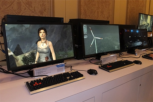 画像ギャラリー No.002のサムネイル画像 / ［CES 2015］新世代ディスプレイ同期技術の標準争いは「FreeSync」に軍配が上がるか？ SamsungとBenQ，LGが対応製品を出展