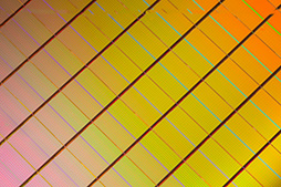 画像ギャラリー No.010のサムネイル画像 / NANDより1000倍速くて1000倍長寿命。IntelとMicronが発表した新世代の不揮発性メモリ技術とは?