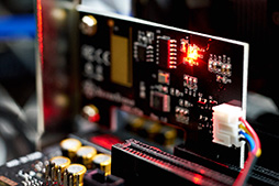 画像ギャラリー No.014のサムネイル画像 / PCをリモコンで起動できる拡張カード「ES01-PCIE」テストレポート。いろいろな意味で力技のデバイスだが謳い文句に偽りなし