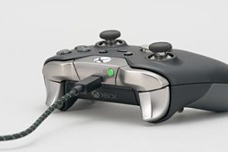 画像ギャラリー No.054のサムネイル画像 / 「Xbox Elite Wireless Controller」レビュー。1万円台半ばの価格なのに世界中で大人気のゲームパッドは何がスゴイのか?