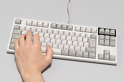 画像ギャラリー No.041のサムネイル画像 / 4Gamerのキーボードレビューをプロゲーマーのdelave氏が新たに担当。まずは既存のキースイッチを一斉テストのうえ，レビュー方針を大いに語る