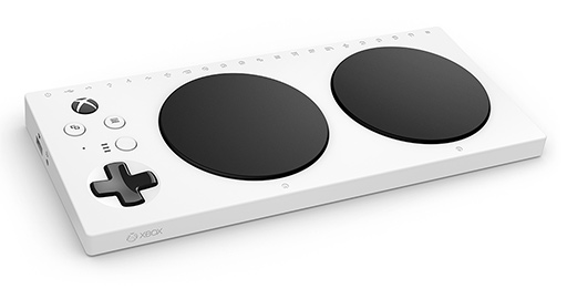 画像ギャラリー No.002のサムネイル画像 / Microsoft,障害者のゲームプレイをサポートする新型ゲームコントローラ「Xbox Adaptive Controller」発表