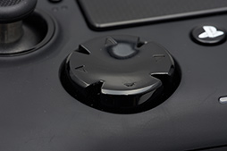 画像ギャラリー No.018のサムネイル画像 / カスタマイズ可能なPC＆PS4用ゲームパッド「Revolution Pro Controller 2」レビュー。4つの追加ボタンと調整可能なアナログスティックが魅力