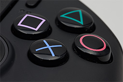 画像ギャラリー No.019のサムネイル画像 / カスタマイズ可能なPC＆PS4用ゲームパッド「Revolution Pro Controller 2」レビュー。4つの追加ボタンと調整可能なアナログスティックが魅力
