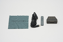 画像ギャラリー No.005のサムネイル画像 / PC&PS4用ゲームパッド「Revolution Unlimited Pro Controller」レビュー。カスタマイズ可能なゲームパッド新製品の進化点をチェック