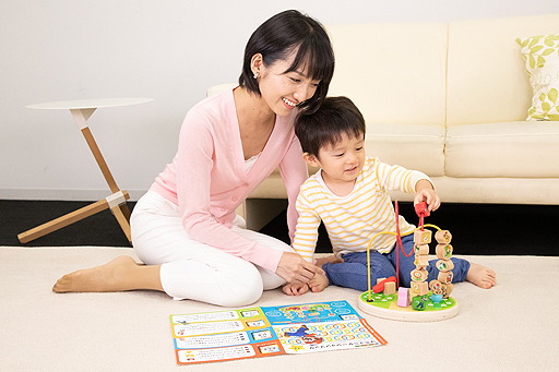 画像ギャラリー No.005のサムネイル画像 / 「スーパーマリオ」モチーフの木製知育玩具「Super Mario Coaster」と「Super Mario Blocks」（積み木）が1月11日に発売へ