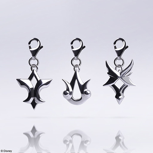 画像ギャラリー No.006のサムネイル画像 / 「キングダム ハーツ」グッズの新商品として，シルバーのブレスレット2種とネックレス，チャームセット3種が9月発売へ
