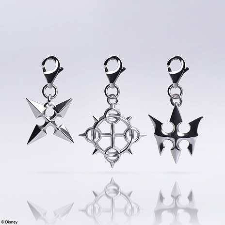 画像ギャラリー No.028のサムネイル画像 / 「キングダム ハーツ」グッズの新商品として，シルバーのブレスレット2種とネックレス，チャームセット3種が9月発売へ
