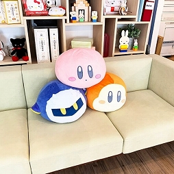 画像ギャラリー No.002のサムネイル画像 / 「星のカービィ」のカービィやワドルディ,メタナイトをモチーフにしたクッションが登場