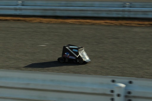 画像ギャラリー No.011のサムネイル画像 / サーキットを“最速で走るPC”の実現に挑んだプロフェッショナルの記録。「セガ世界最速!?パソコンプレゼントキャンペーン」撮影現場レポート