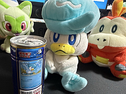 画像ギャラリー No.016のサムネイル画像 / ポケカ缶,全種類GETなるか? ポケモンカードゲーム×サントリーコーヒー「BOSS」コラボデザイン缶17種ゲットチャレンジ